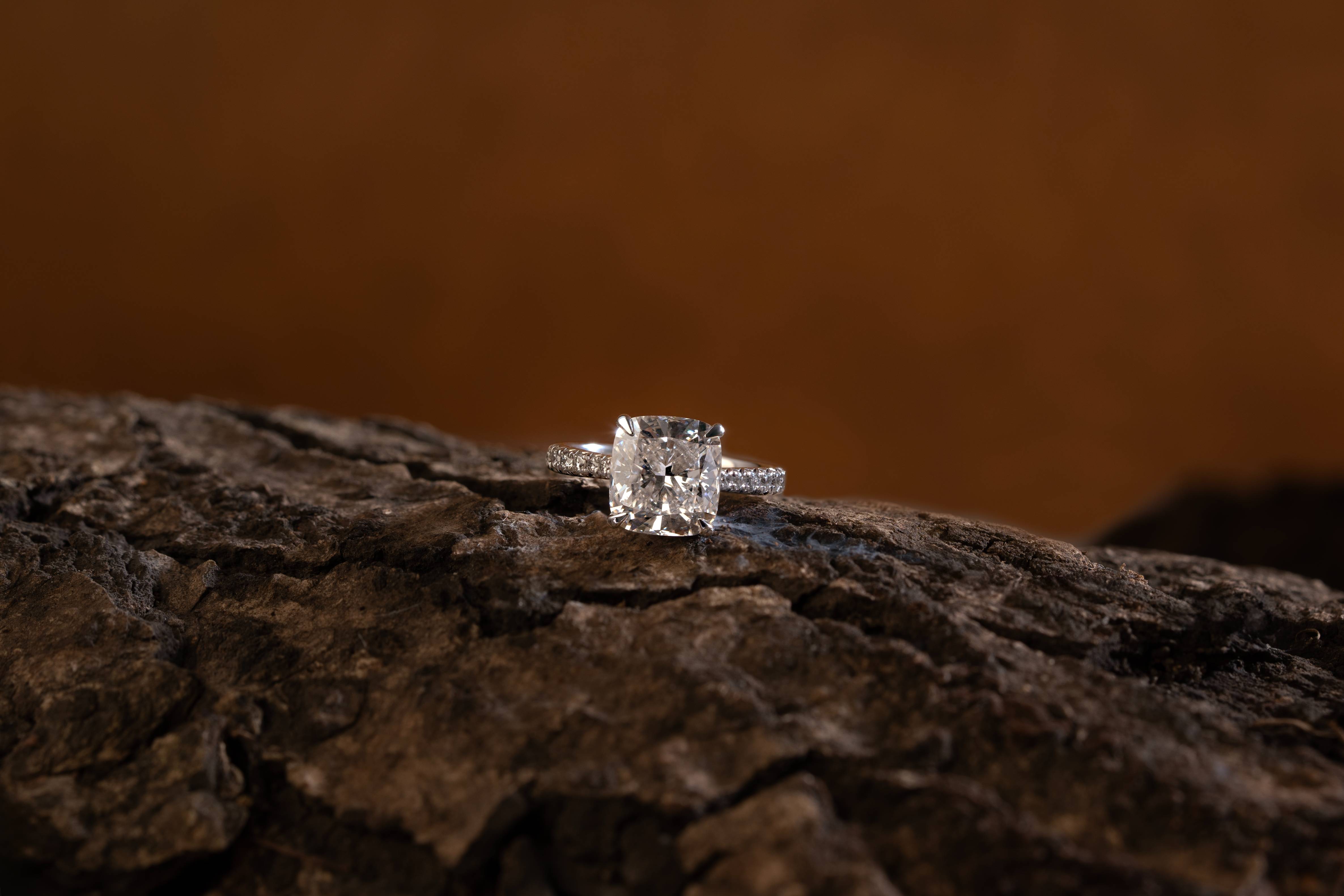 Engagement Rings Guide 2025 Trends Styles And Smart Buys