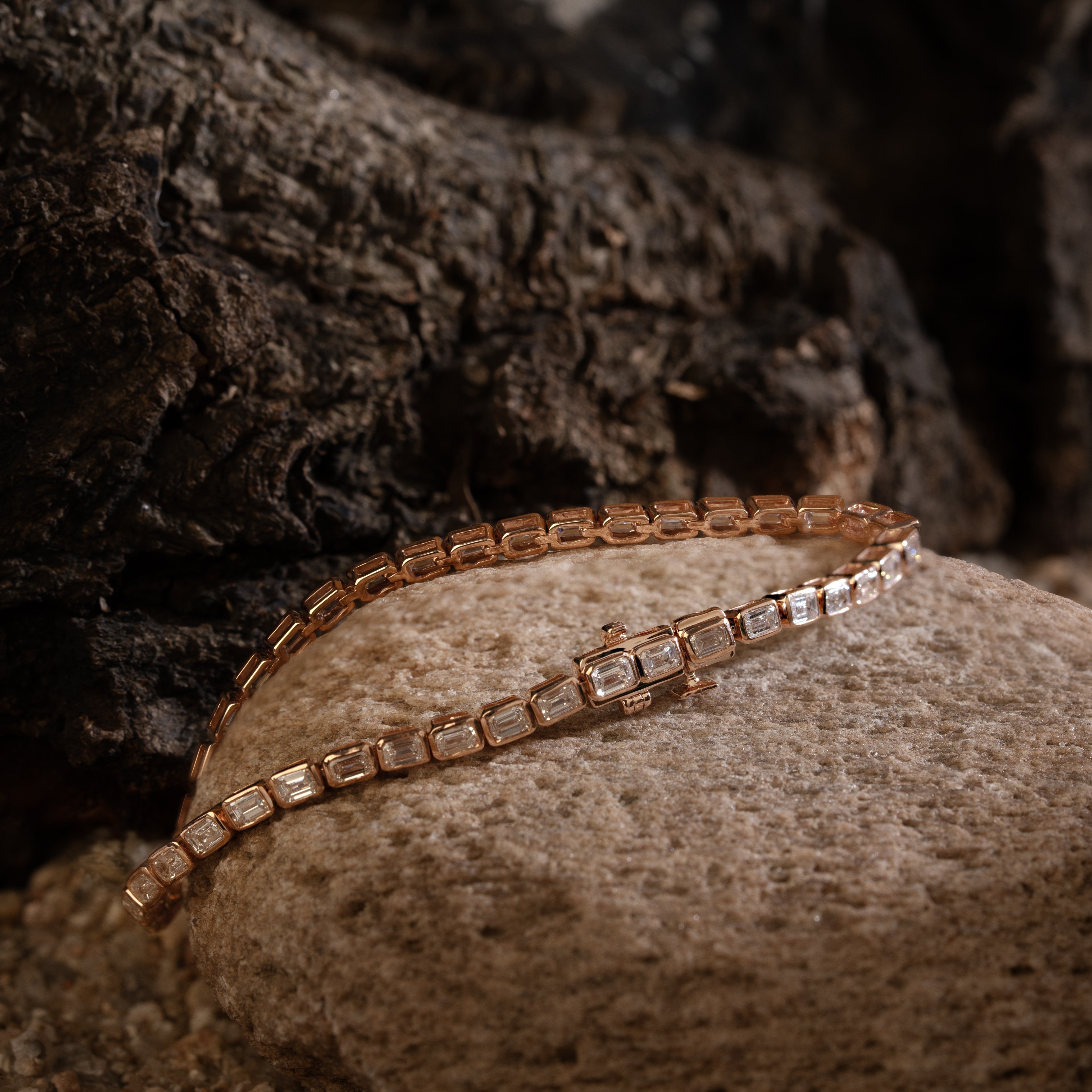 Sleek Bezel Lab-Grown Emerald Cut Tennis Bracelet